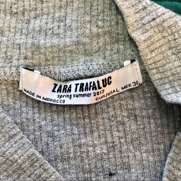ZARA Trafaluc grey ribbed mock neck top - Picture 5 of 5
